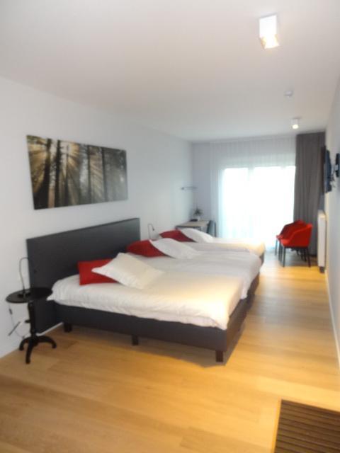 Hotel Kasteelhof 'T Hooghe Ieper Pokoj fotografie